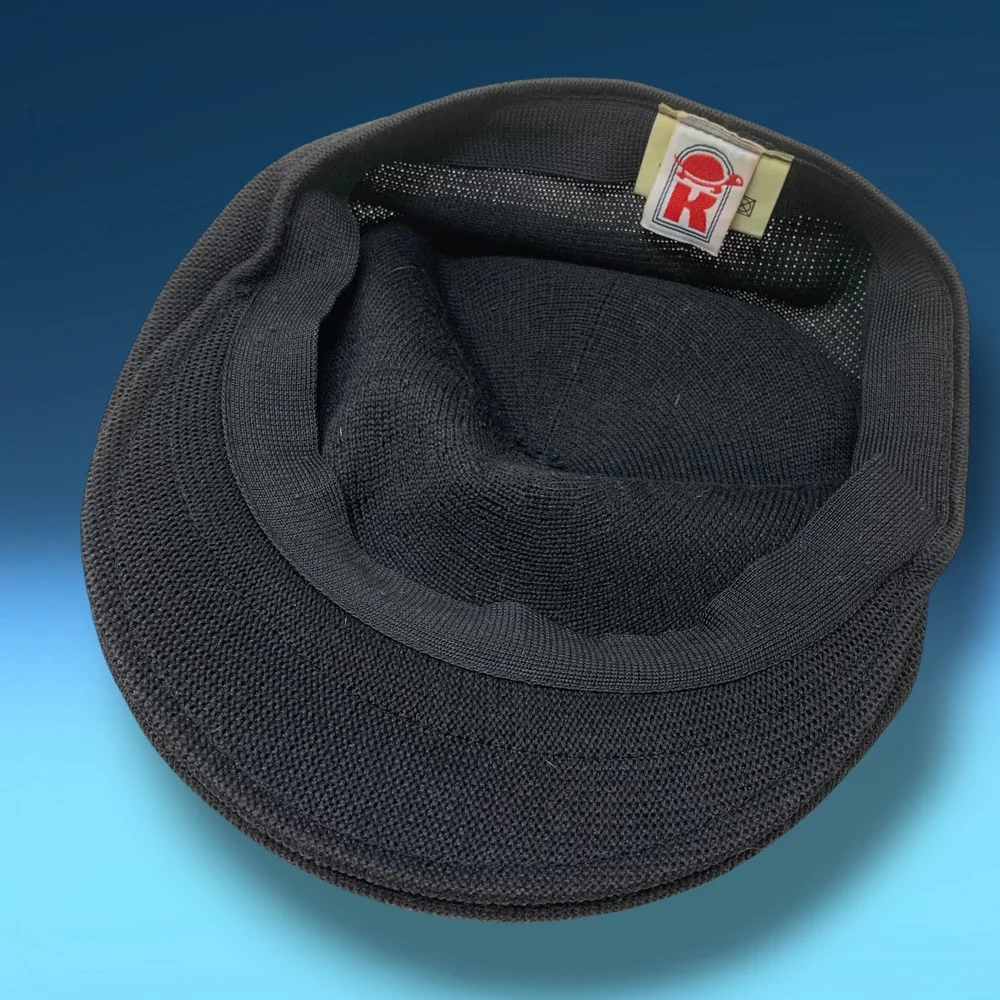 Vintage Black Knit Flat Newsboy Cap Sz M Hip Hop Cabbie Classic W&M Headwear